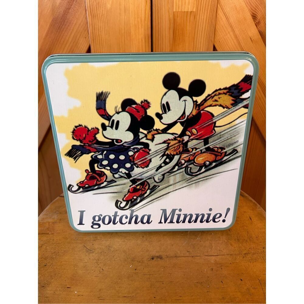 1999 MICKEY AND MINNIE COOKIE TIN MADE IN THE US DISNEY